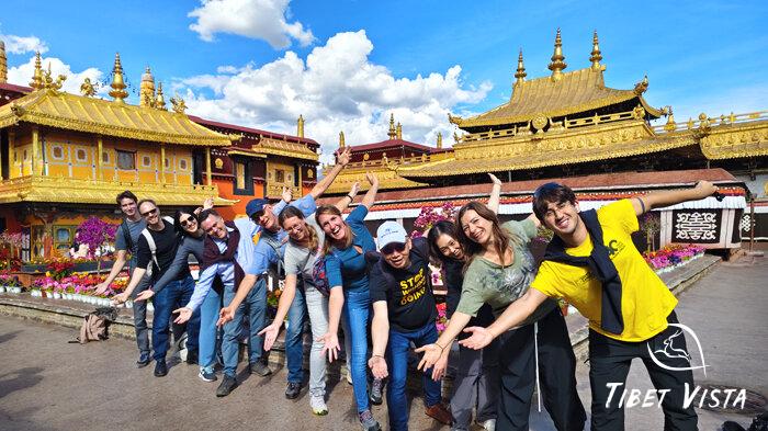 explored the golden roof of the Jokhang Temple