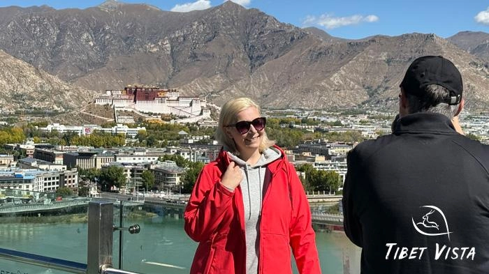 Take a Potala Palace background photo at Nanshan Park