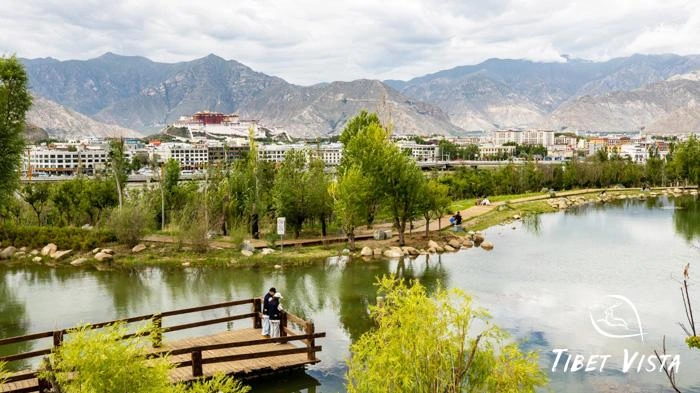 Visit Potala Palace from Nanshan Park