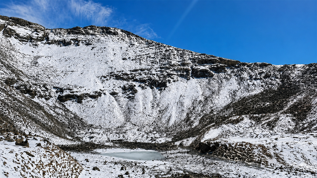 Yitso Lake