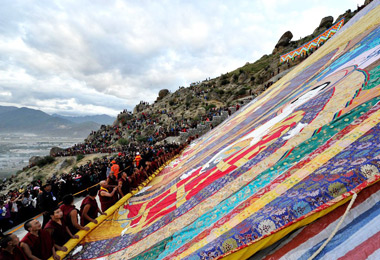 Shoton Buddha Exhibition Festival in Drepung Monastery