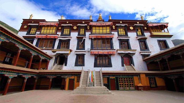 Ganden Palace of Drepung Monastery