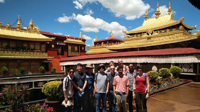 Visit Jokhang Temple in Tibet