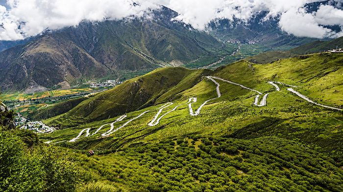 Lhasa Valley