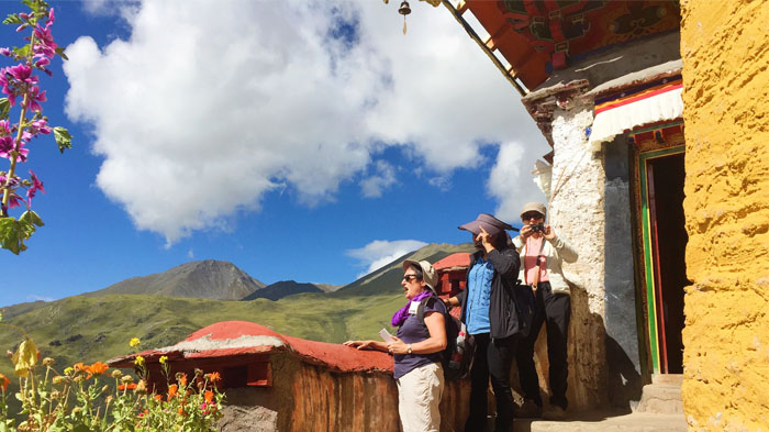 Drigung Til Monastery in Lhasa