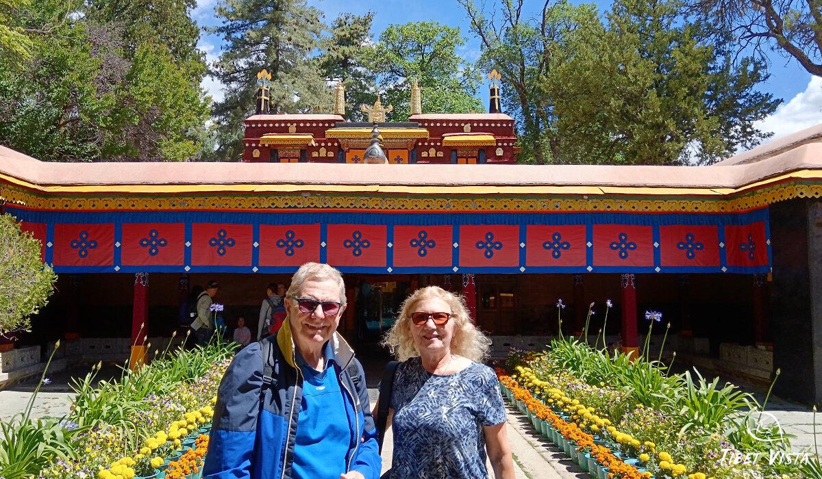 Norbulingka Tour Photos