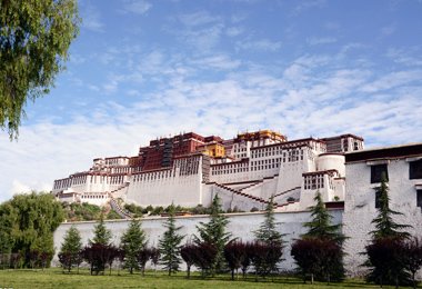 Potala Palace, the religious center of Lhasa