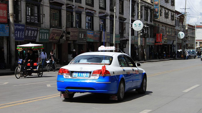 Taxi in Lhasa city