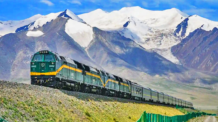 Tibet train to Lhasa