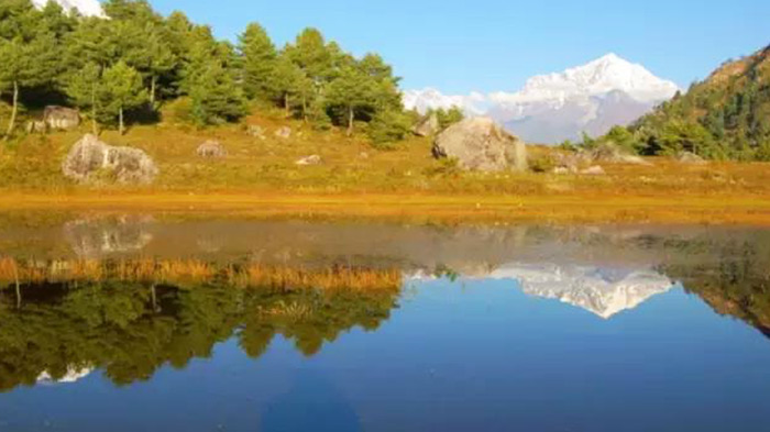  Gyirong Valley 