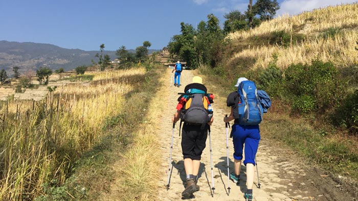 Trekking from Kathmandu to Chisapani, an easy route for beginners
