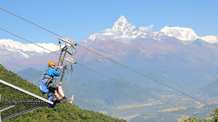  Zip Lining 