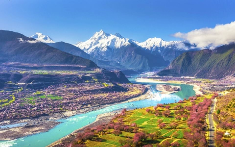 6 Days Best Nyingchi Peach Blossom Villages Tour in Spring 