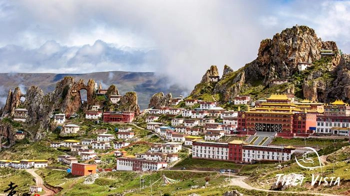 Zhizhu Temple in Chamdo