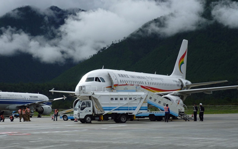 tibet airport