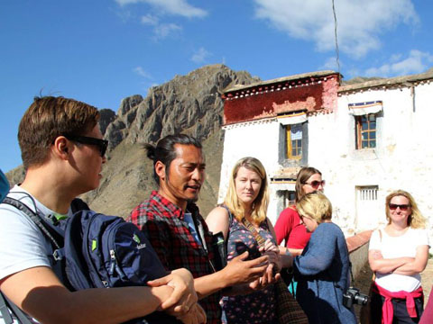 Visit Tibetan Monasteries with Local Travel Guide