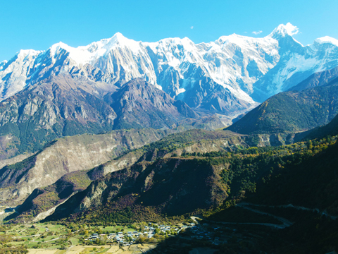 Lhasa to Everest Base Camp Tour