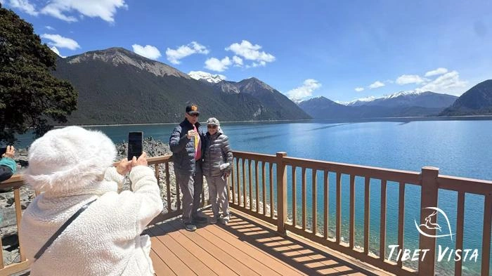 Draksum-tso Lake in Nyingchi
