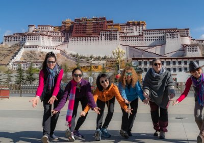 Traveler photo: Taking a photo with friends in Potala Palace Square. (April 2024)