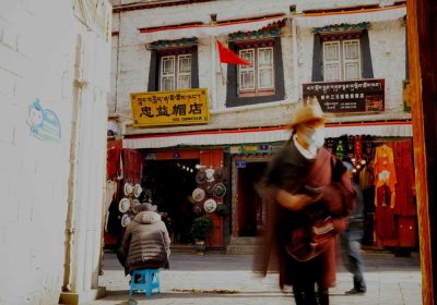 Traveler photo:Locals stroll along the Barkhor street, one typical day in Tibet. (April 2025)