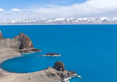 Traveler photo: The stunning blue water of Namtso lake with the famous holy elephant gate from the north bank, one of the three holy lakes in Tibet. (April 2026)	