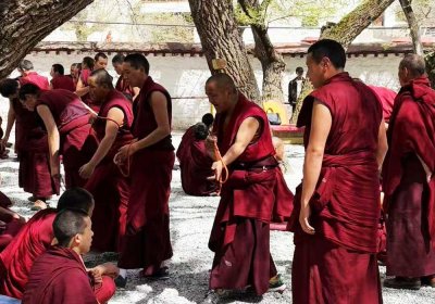 Traveler photo: Lively monk debate at Sera monastery in Lhasa. (April 2025)