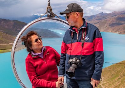 Traveler photo: Romantic moments of our guests at the Yamdrok Lake. (April 2025)