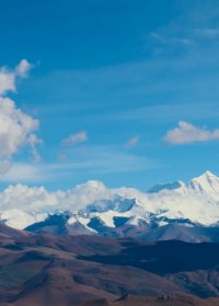 Traveler photo: From Gawula Pass, Everest towers above the surrounding peaks, its snowy summit gleaming in the sunlight. (August 2026)