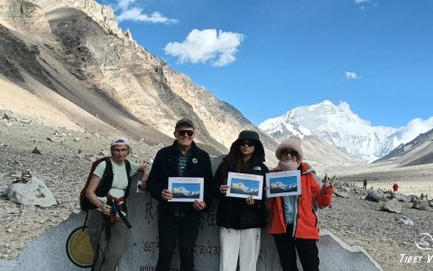 Traveler photo: Clear views of Mt. Everest are often possible in June’s ideal weather. (Jun 2025)