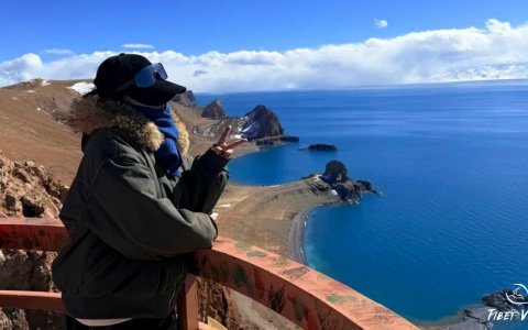 Traveler photo: The stunning view of Namtso lake from North bank, with the holy elephant gate. (November 2025)	