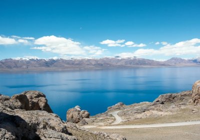 Traveler photo: Breathtaking views of highland lakes in Tibet. (October 2026)