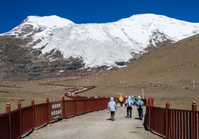 Traveler photo: Karola Glacier, the most accessible glacier in Tibet. (October 2026)