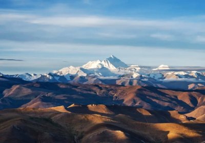 Traveler photo: A clear view of Mount Everest from Gawula Mountain Pass. (September 2026)