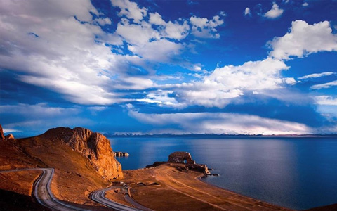 Namtso Elephant Gate