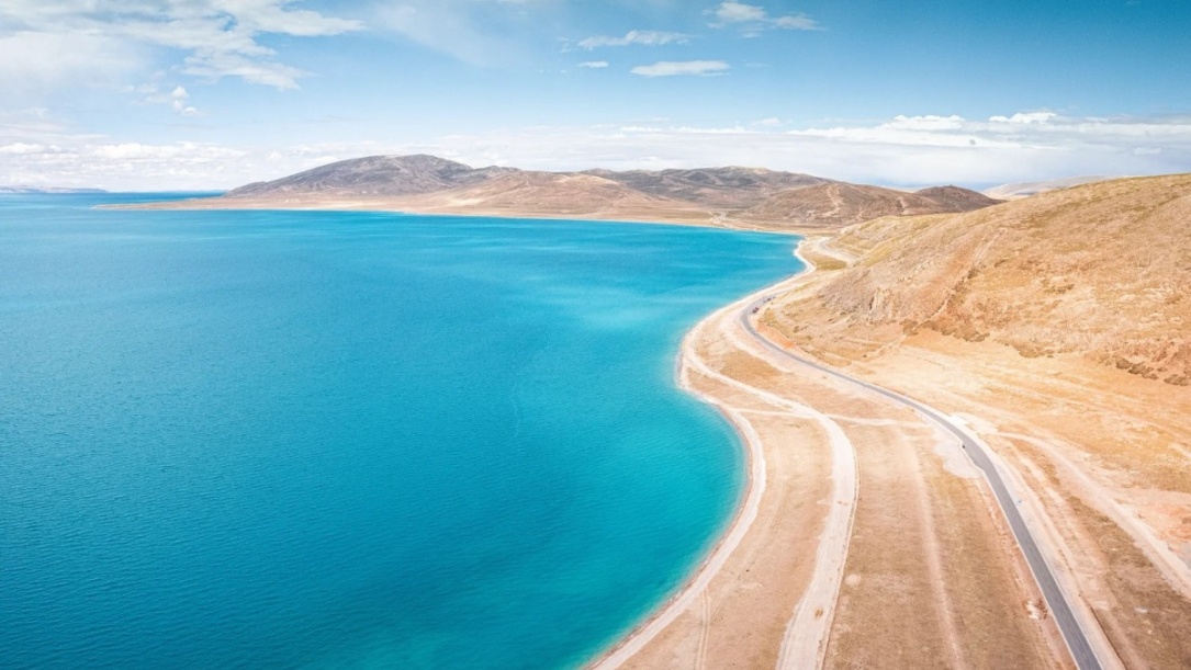 Aerial view of Siling Lake