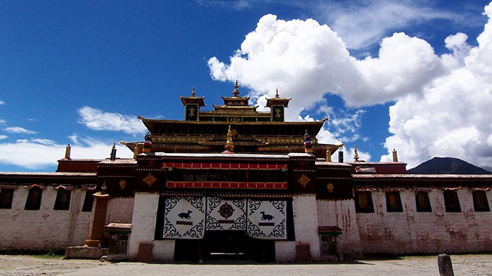  Samye Monastery 