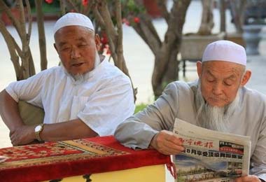 About one-third of Xining's population is Muslim, so that you will experience a different exotic atmosphere in this city.