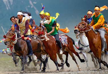 Local Tibetans who traveled from all over the region for the annual summer festival and horse races.