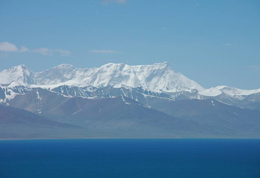 Holy Mount Nyenchen Khangsar