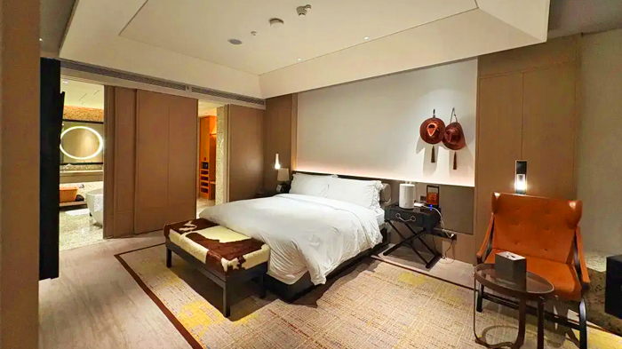 comfortable room at Hilton Shigatse