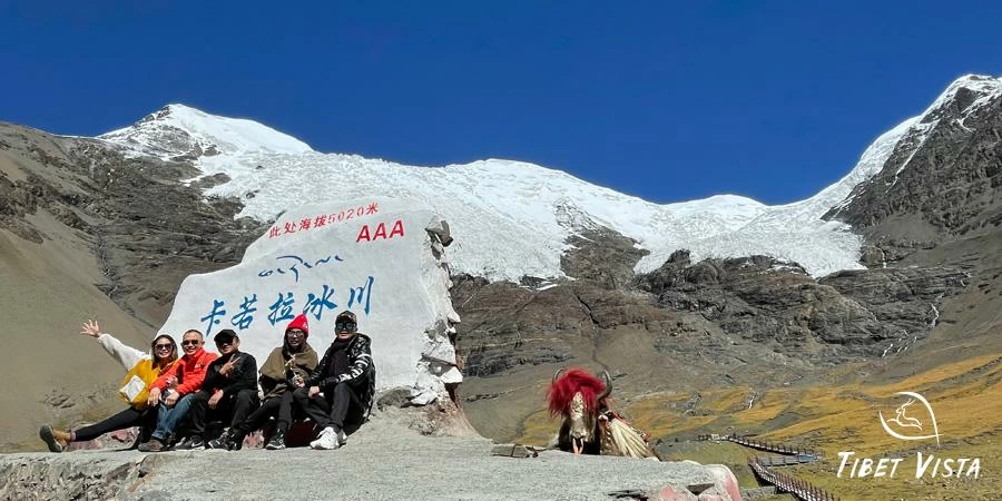 Karola Glacier in Shigatse