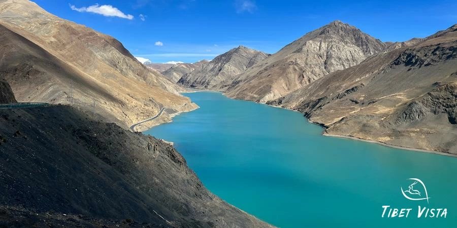 Manla Reservoir in Shigatse