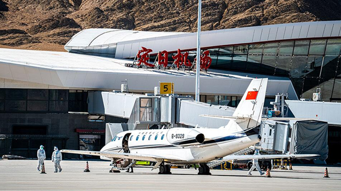 Shigatse Tingri Airport in Tibet