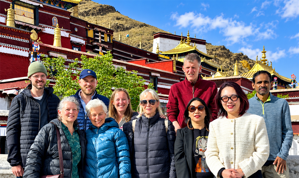 Travelers Visiting Tashilhunpo Monastery in Shigatse