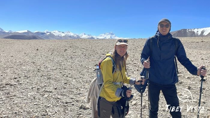 trek from Tingri plain to Tibet EBC