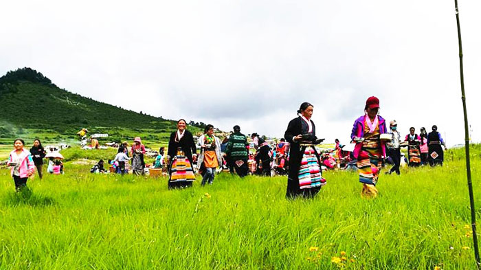 Ongkor Festival in Shigatse