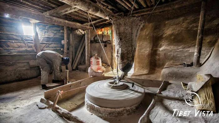 Visit a Tsampa Mill in Shigatse