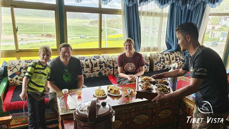 dine at local tibetan family restaurant near yamdrok lake 