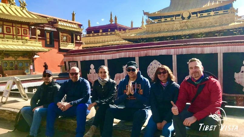 Visit Jokhang Temple