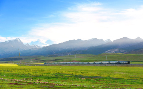 8 Days Beijing to Lhasa and Namtso Lake Tour by Train
